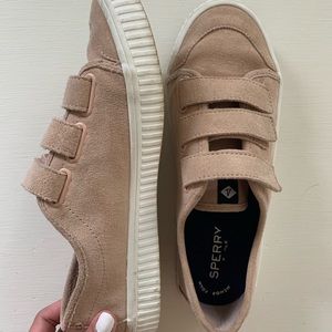 Sperry Velcro crest loop sneaker